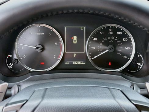 Used 2024 Lexus IS 300 w/ Comfort Package RWD image 12