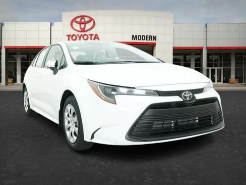 New 2026 Toyota Corolla LE image 31