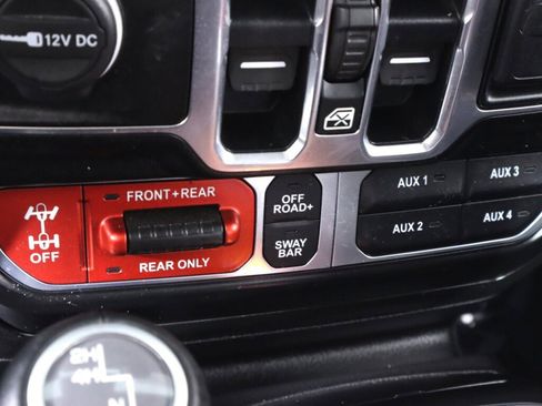 Used 2020 Jeep Gladiator Rubicon image 24