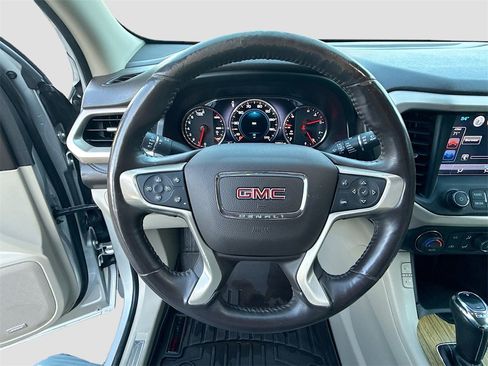 Used 2017 GMC Acadia Denali w/ Technology Package image 12