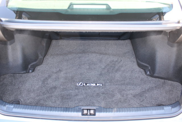 Used 2023 Lexus IS 350 F Sport w/ Accessory Package 2 RWD image 8