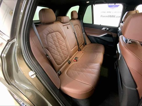 Used 2025 BMW X5 M60i image 19