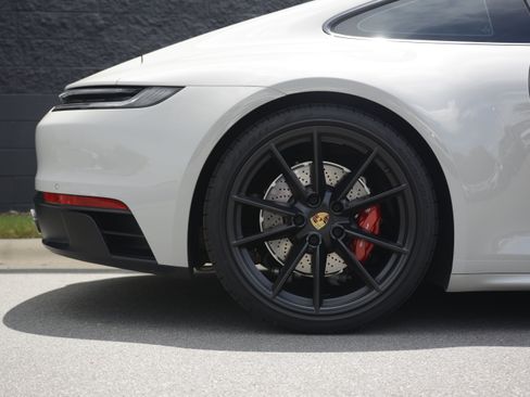 Certified 2022 Porsche 911 Carrera S RWD image 38