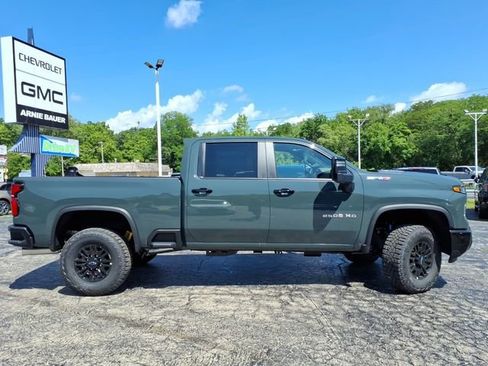 New 2026 Chevrolet Silverado 2500 ZR2 AWD/4WD image 4