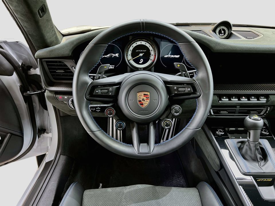 Certified 2024 Porsche 911 GT3 RS RWD image 12