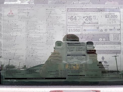 New 2025 Mitsubishi Outlander SEL image 14