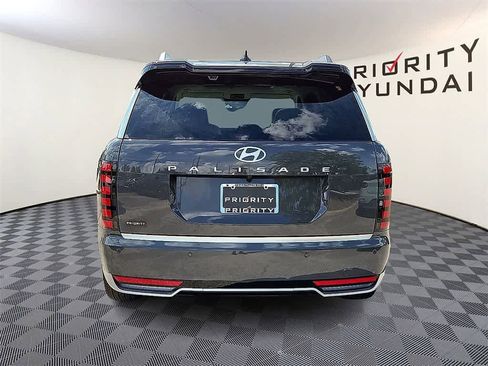 New 2026 Hyundai Palisade Calligraphy FWD image 5