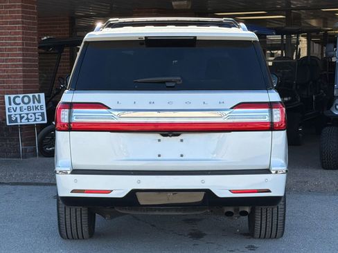 Used 2020 Lincoln Navigator Reserve w/ Luxury Package image 7