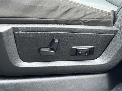 Used 2023 RAM 3500 Big Horn w/ Level 1 Equipment Group image 32