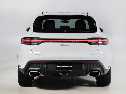 Certified 2026 Porsche Macan AWD/4WD image 10