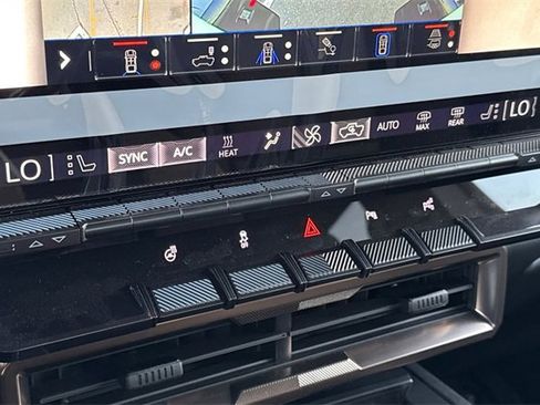 New 2025 GMC Hummer EV 2X image 19