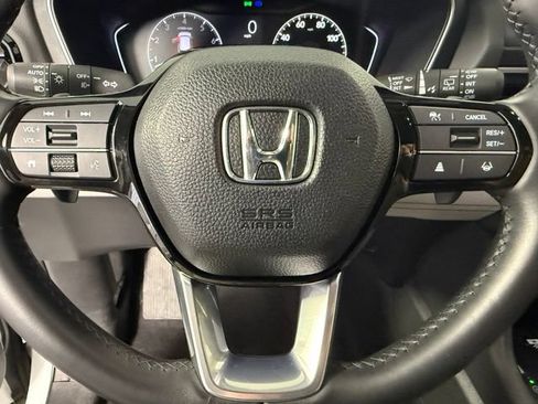Used 2023 Honda Pilot EX-L image 18