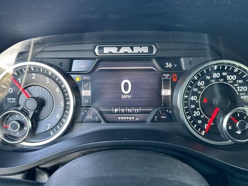 Used 2022 RAM 1500 Big Horn w/ Built-to-serve Edition image 25