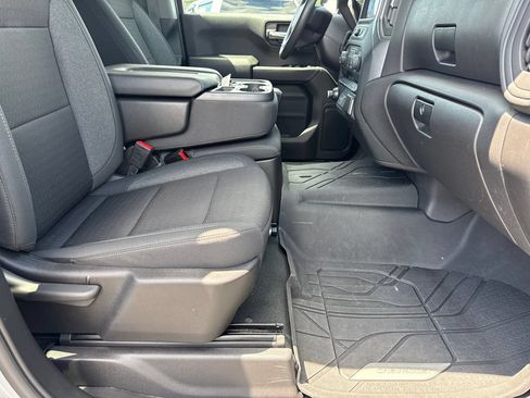 Used 2024 Chevrolet Silverado 1500 Custom Trail Boss w/ Turbomax Blackout Package AWD/4WD image 14