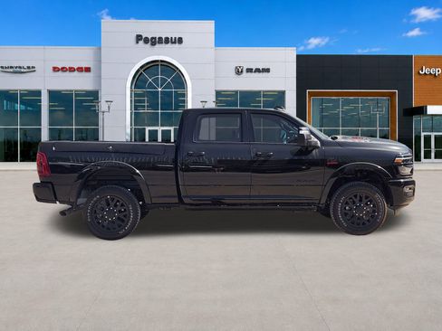 New 2025 RAM 2500 Limited AWD/4WD image 7