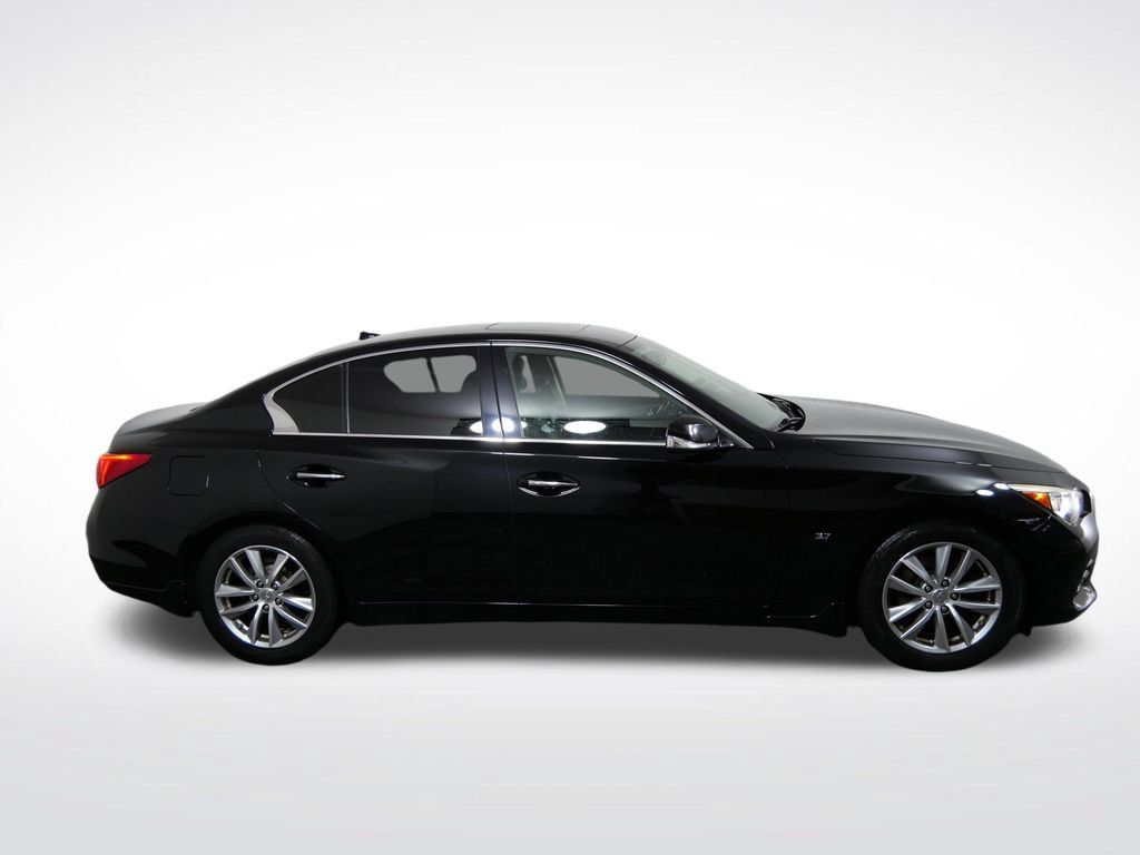 Used 2015 INFINITI Q50 Premium w/ Navigation Package AWD/4WD image 2