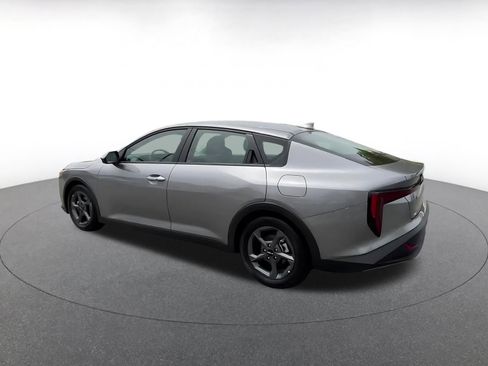Used 2025 Kia K4 LXS FWD image 10