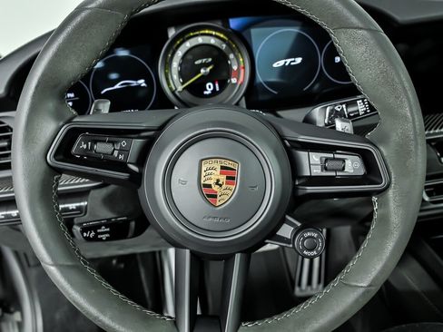 Used 2022 Porsche 911 GT3 RWD image 21