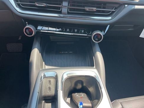 New 2025 Chevrolet Equinox EV RS w/ Active Safety Package 3 image 38