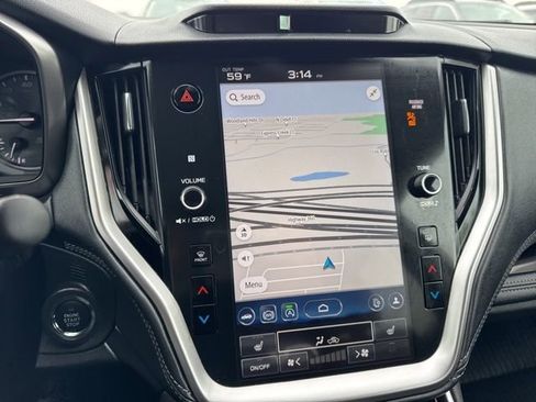 Used 2025 Subaru Outback Limited image 14