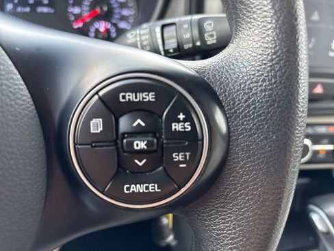 Used 2021 Kia Soul LX image 18