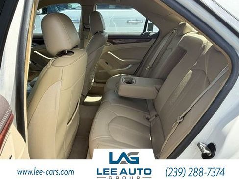 Used 2012 Cadillac CTS Luxury RWD image 4