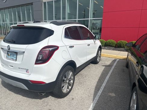 Used 2020 Buick Encore Preferred image 6