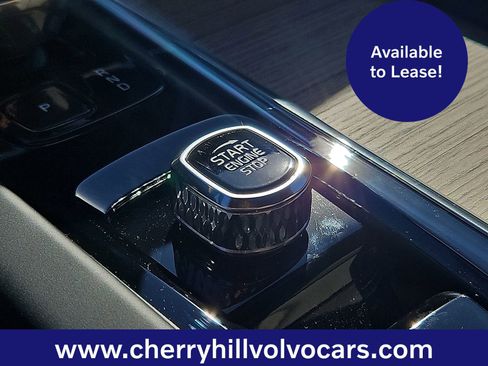 Certified 2026 Volvo XC60 B5 Plus w/ Climate Package image 18