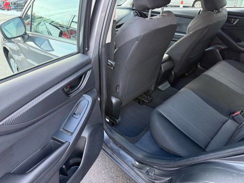 Used 2019 Subaru Impreza 2.0i image 11