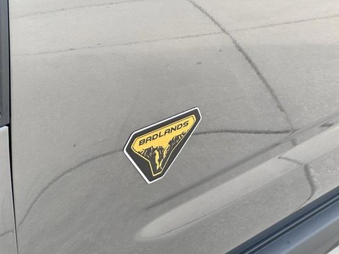 Used 2023 Ford Bronco Sport Badlands image 23