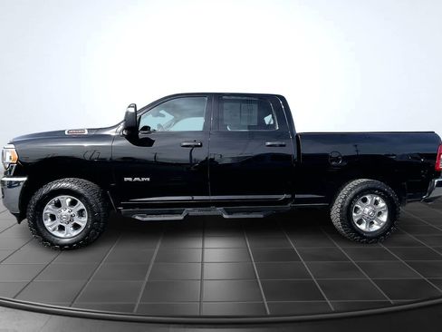 Used 2024 RAM 3500 Big Horn w/ Bed Utility Group AWD/4WD image 3