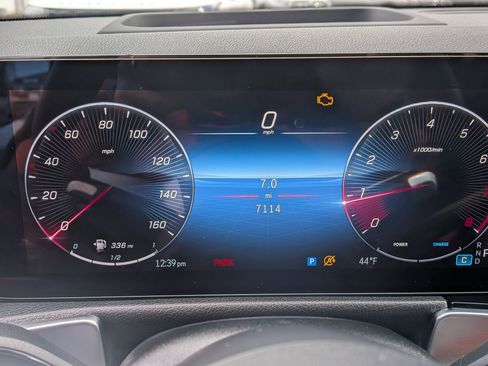 Certified 2025 Mercedes-Benz GLB 250 4MATIC image 20