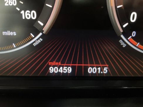 Used 2012 BMW 650i Coupe image 24