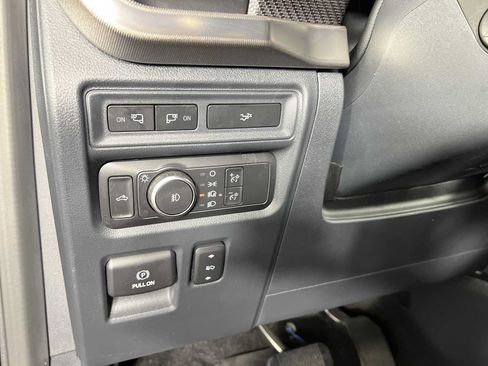 Used 2022 Ford F150 Raptor w/ Raptor 37 Performance Package AWD/4WD image 30