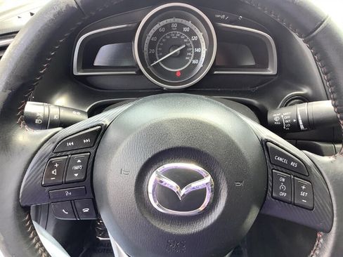 Used 2015 MAZDA MAZDA3 i Touring w/ Technology Package FWD image 11