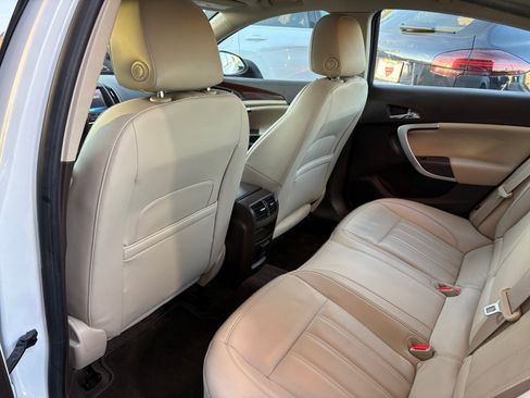 Used 2016 Buick Regal Premium w/ Driver Confidence Package #2 image 22