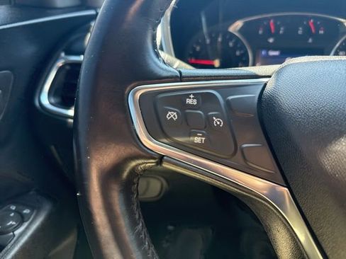 Used 2019 Chevrolet Equinox LT AWD/4WD image 23
