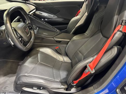 Used 2021 Chevrolet Corvette Stingray Coupe w/ Engine Appearance Package RWD image 20