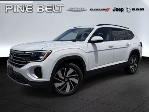 Used 2025 Volkswagen Atlas SE AWD/4WD image 1