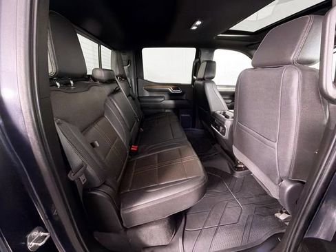 Used 2023 Chevrolet Silverado 1500 High Country w/ High Country Premium Package AWD/4WD image 27
