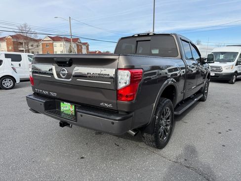 Used 2016 Nissan Titan Platinum Reserve image 3
