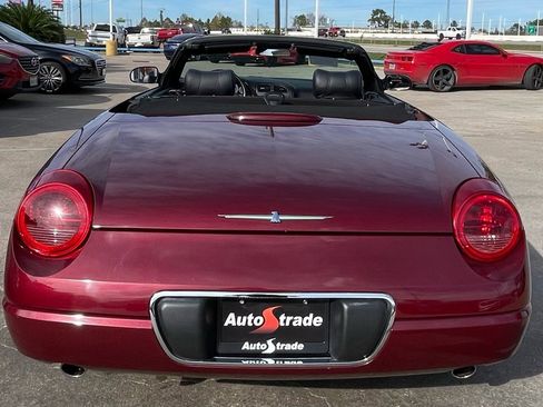 Used 2004 Ford Thunderbird image 13