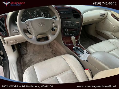 Used 2002 Oldsmobile Aurora 3.5 w/ Convenience Pkg image 10