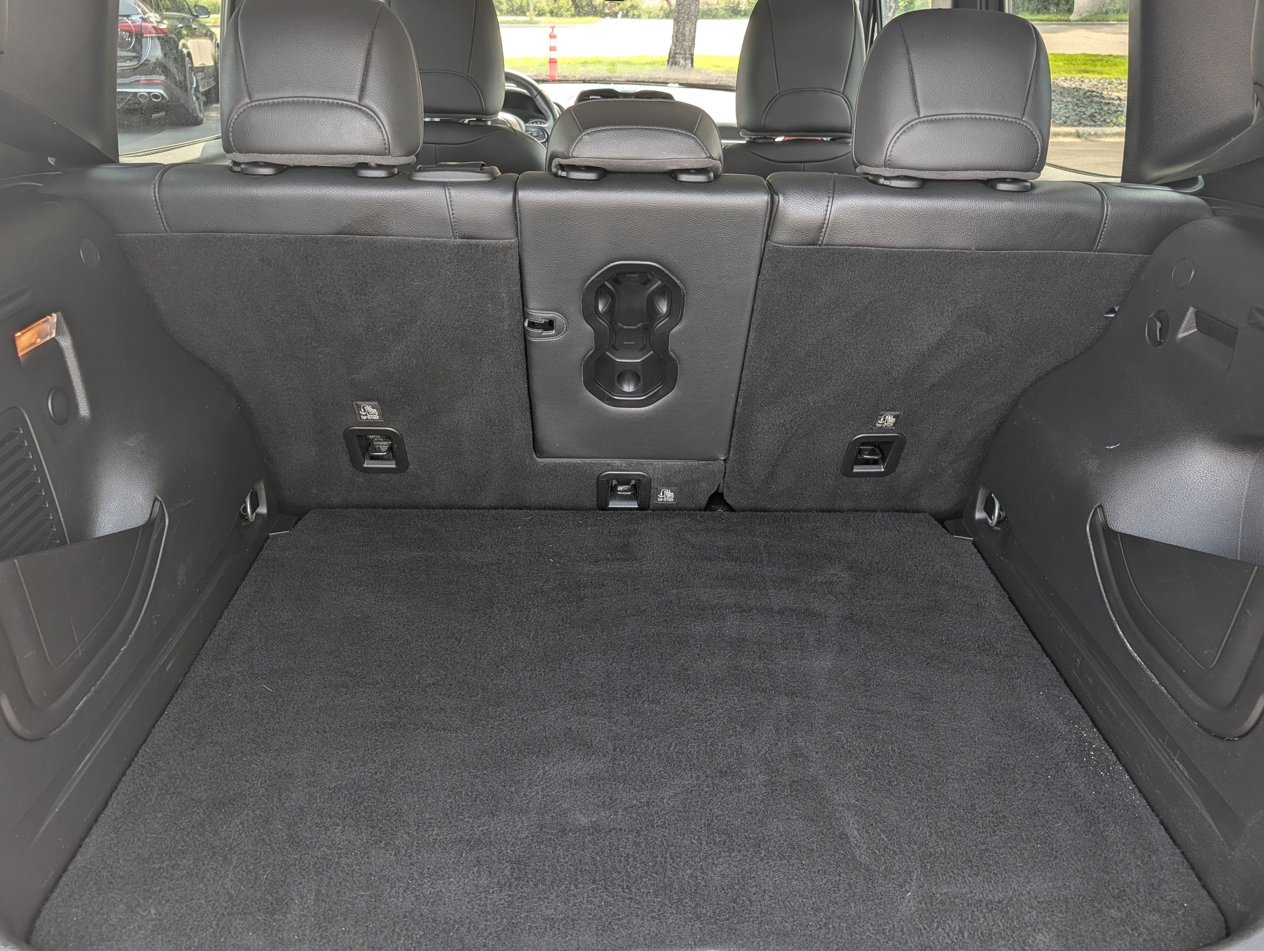 Used 2022 Jeep Renegade Trailhawk AWD/4WD image 18