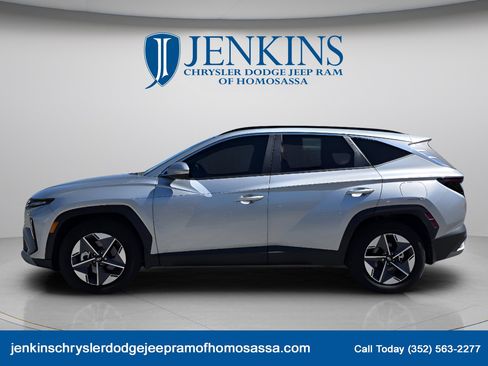 Used 2026 Hyundai Tucson SEL FWD image 8