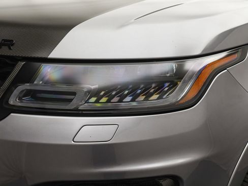 Used 2022 Land Rover Range Rover Sport SVR image 29