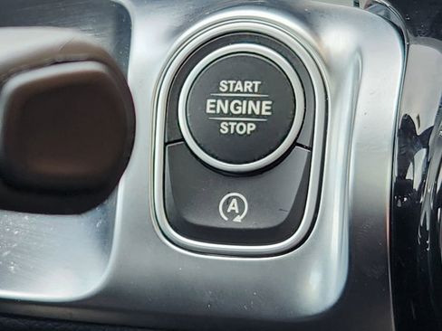 Certified 2026 Mercedes-Benz GLB 250 4MATIC image 21