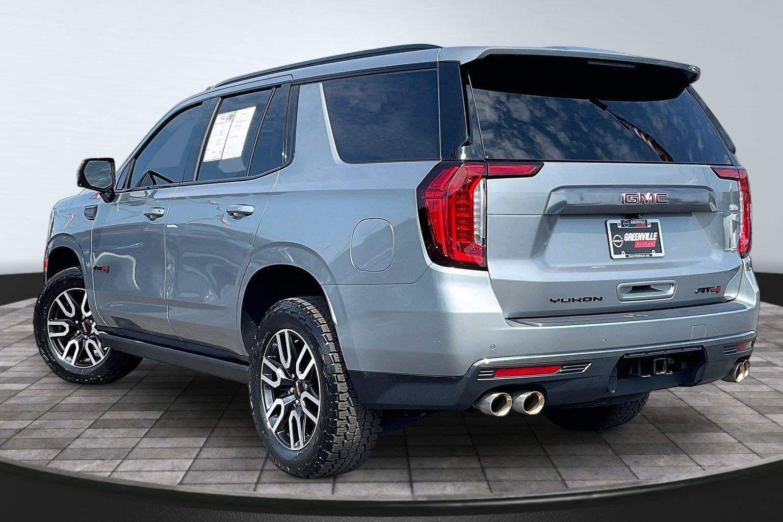 Used 2024 GMC Yukon AT4 w/ AT4 Premium Plus Package AWD/4WD image 3