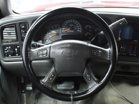 Used 2007 Chevrolet Silverado 2500 LT w/ Heavy-Duty Power Package image 13