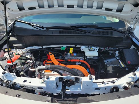 New 2027 Chevrolet Bolt LT FWD image 12